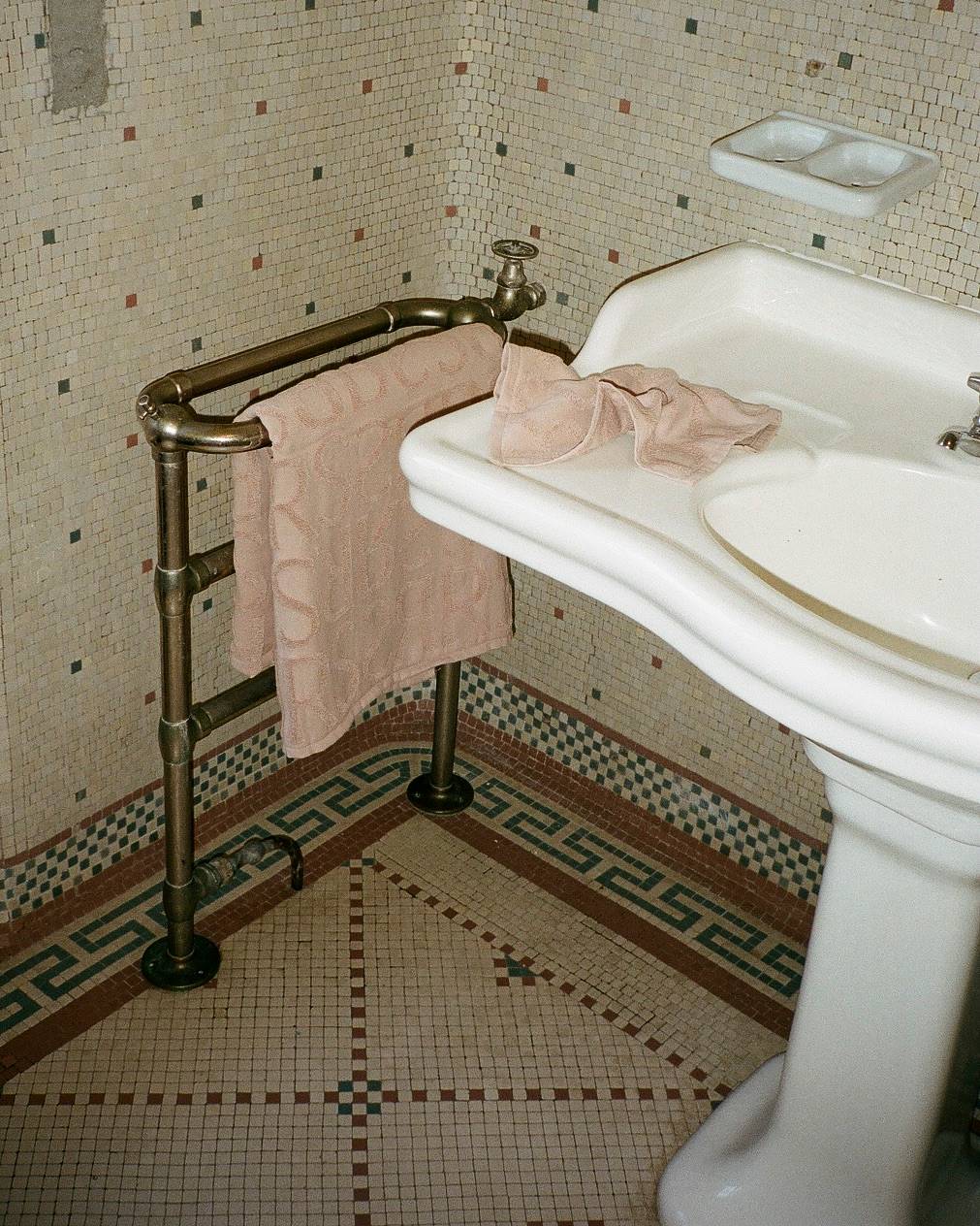 Monogram hand towel - Hand towel 50x80 cm I Rose