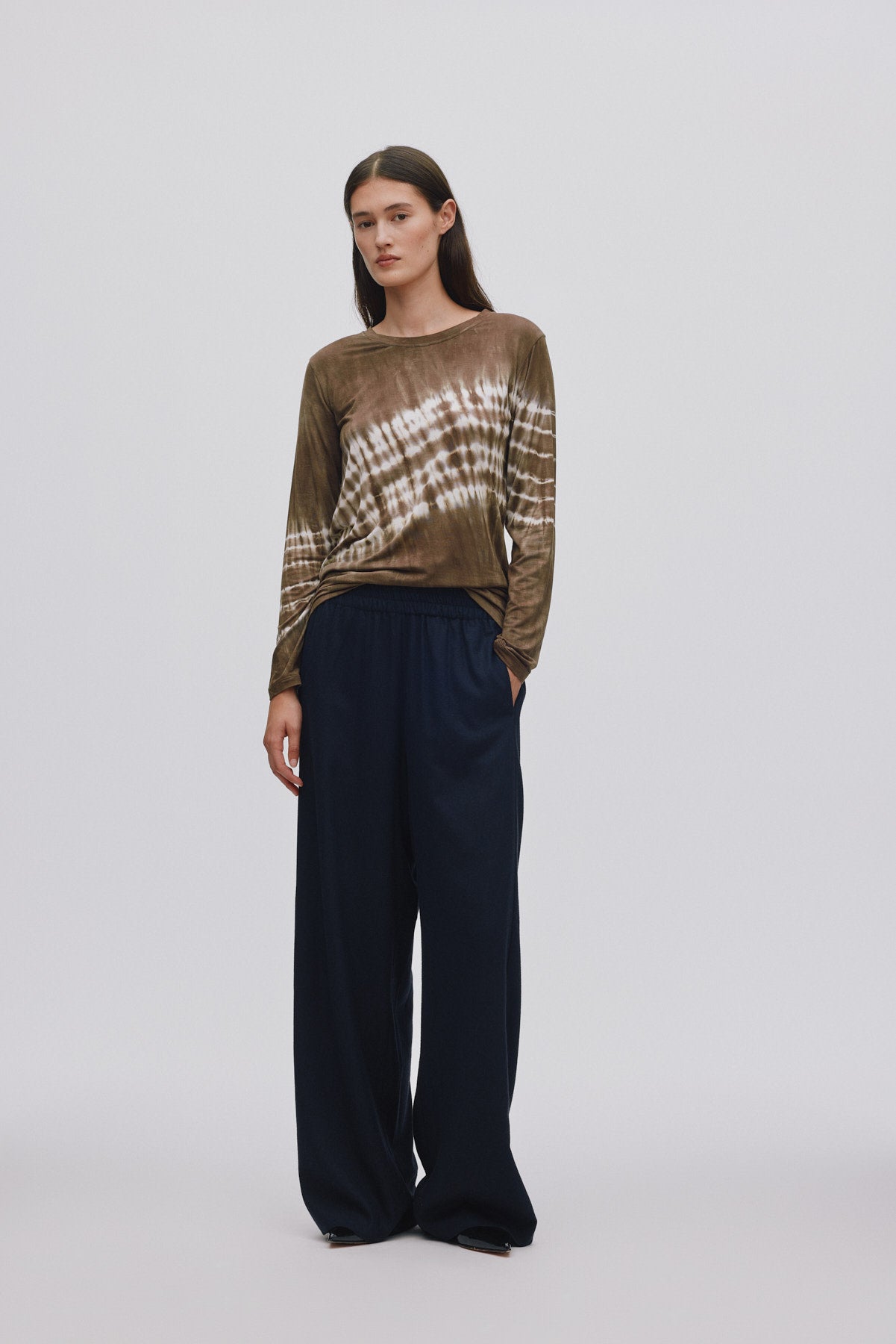 Xenia - Frequency long sleeve t-shirt I Dry mocca combo