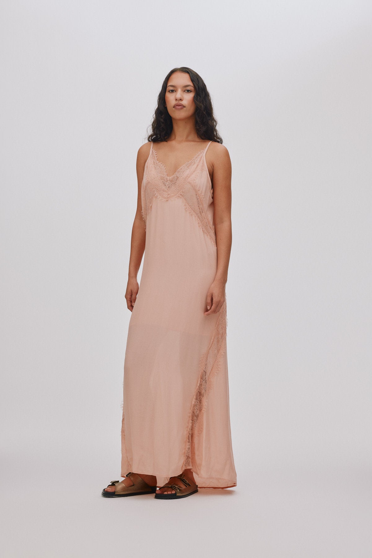 Lilou - Sheer lace panelled dress I Blush