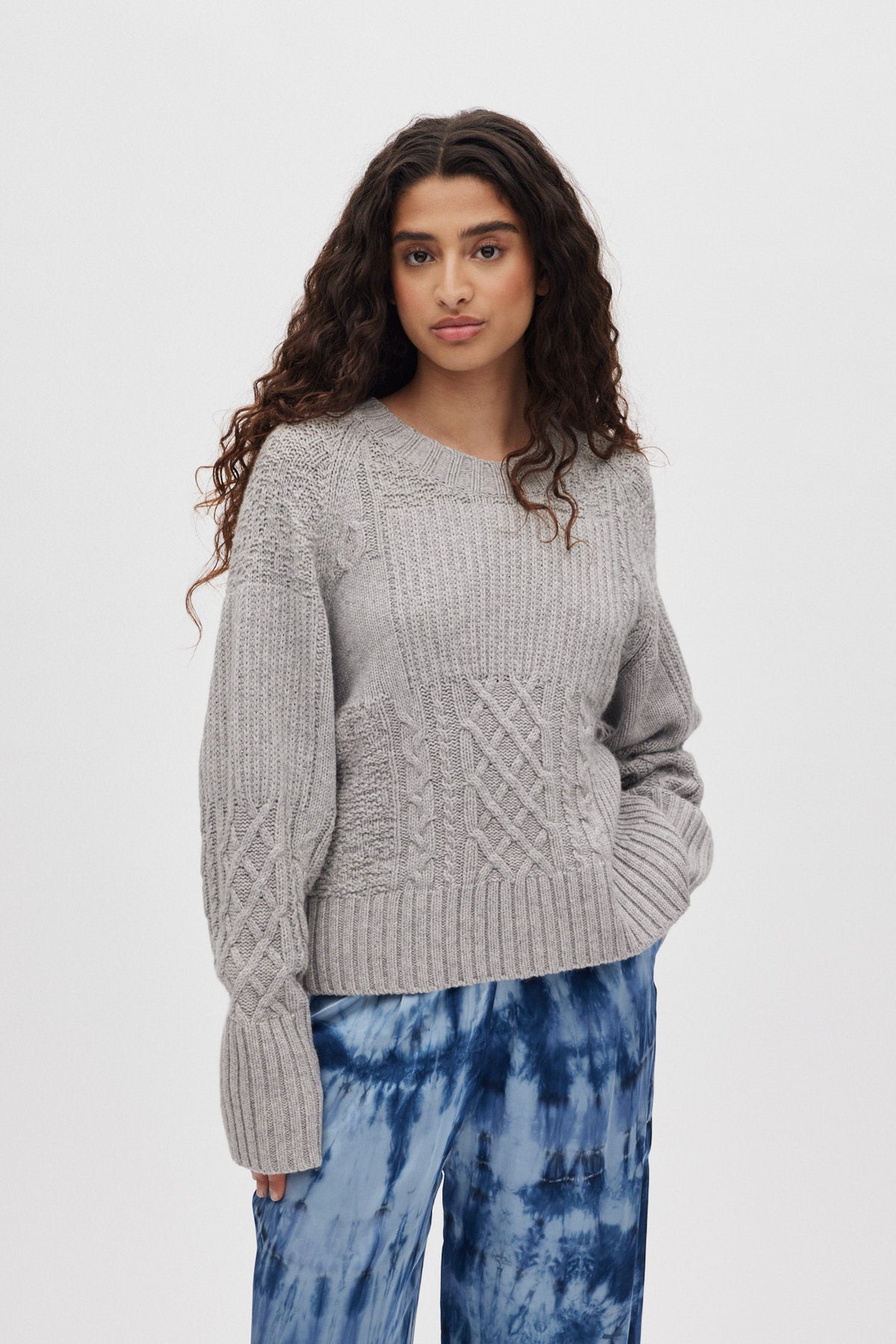 Baze - Patchwork knit cropped sweater I Light grey melange