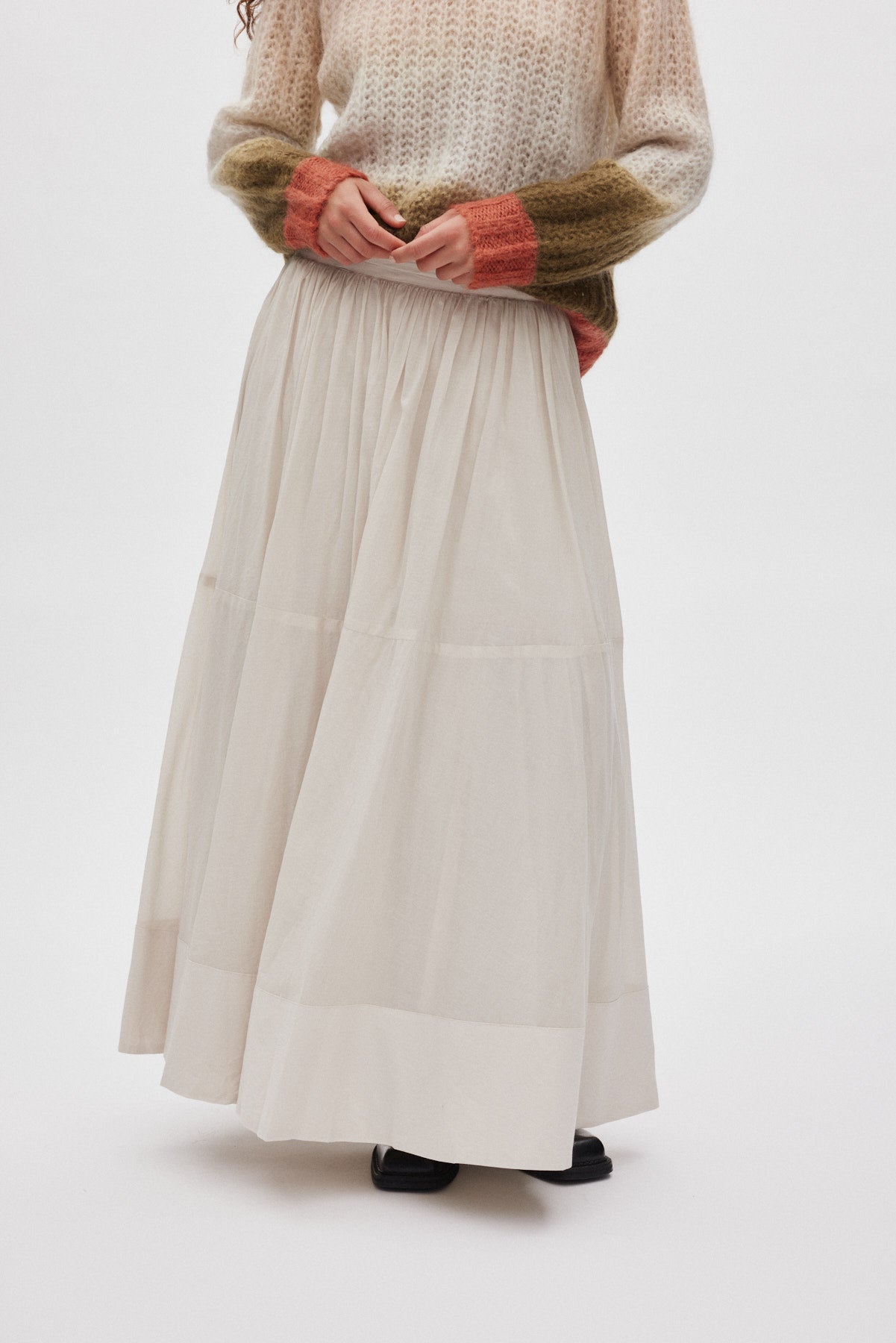 Dema - Poplin full layered skirt I Clay