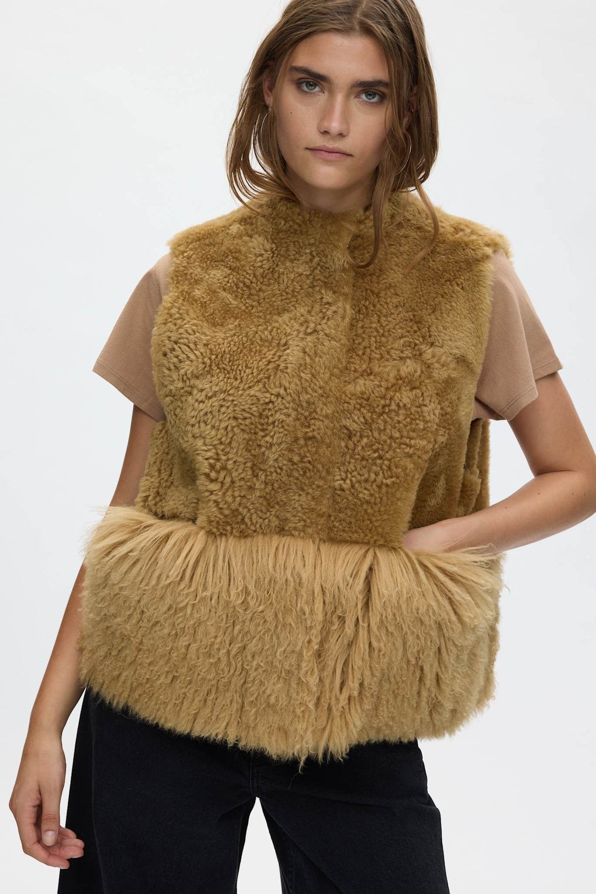 Channe - Shearling vest I Camel