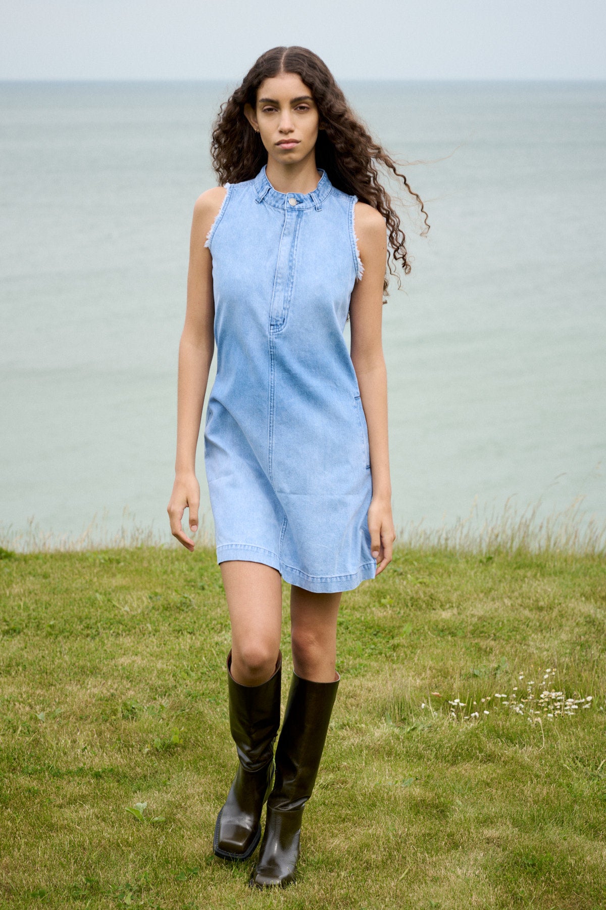 Fee - Light denim dress I Light washed denim