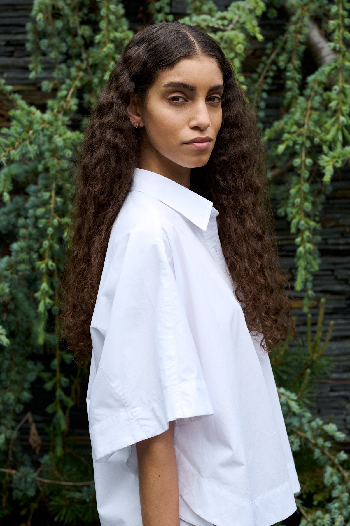 Berte - Poplin curved hem shirt I White