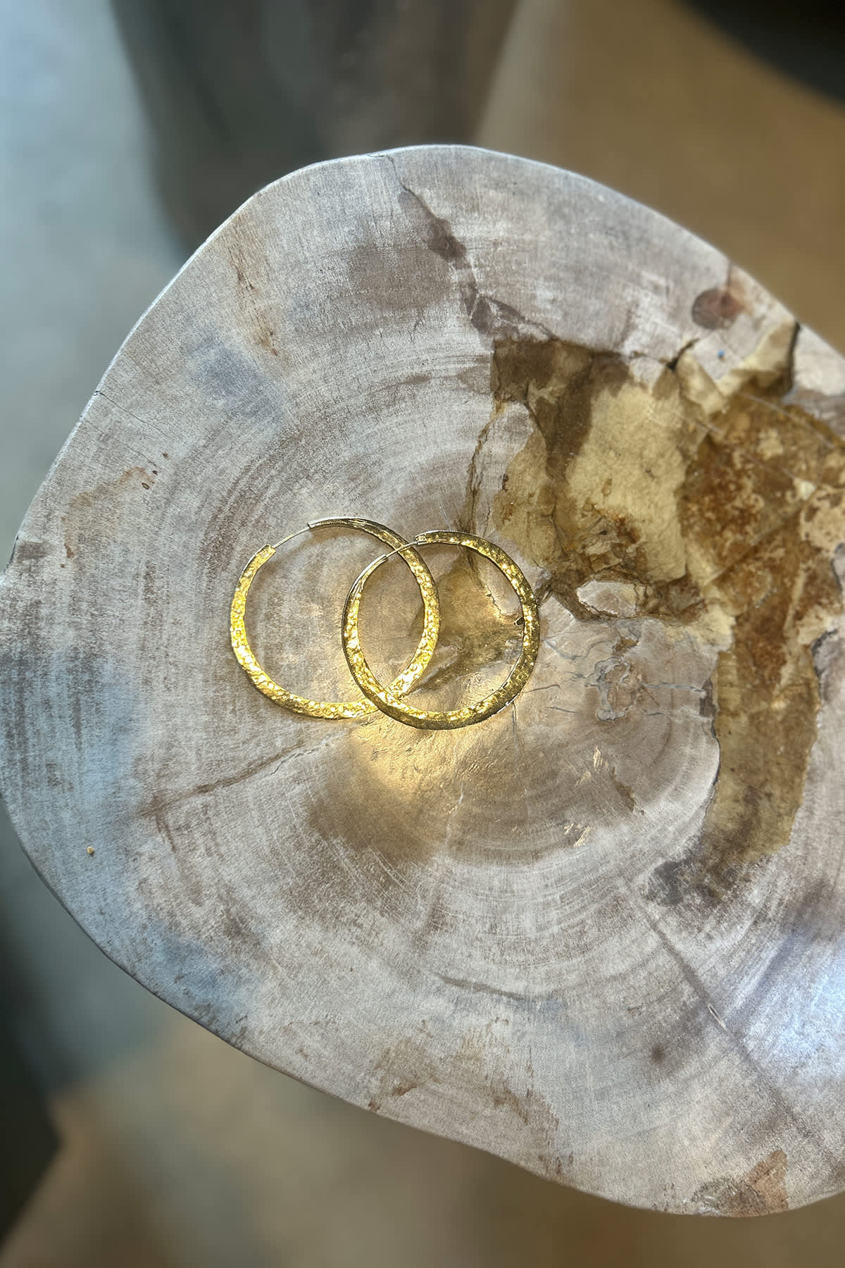 Nafsu - Hammered hoop M I Gold Plated