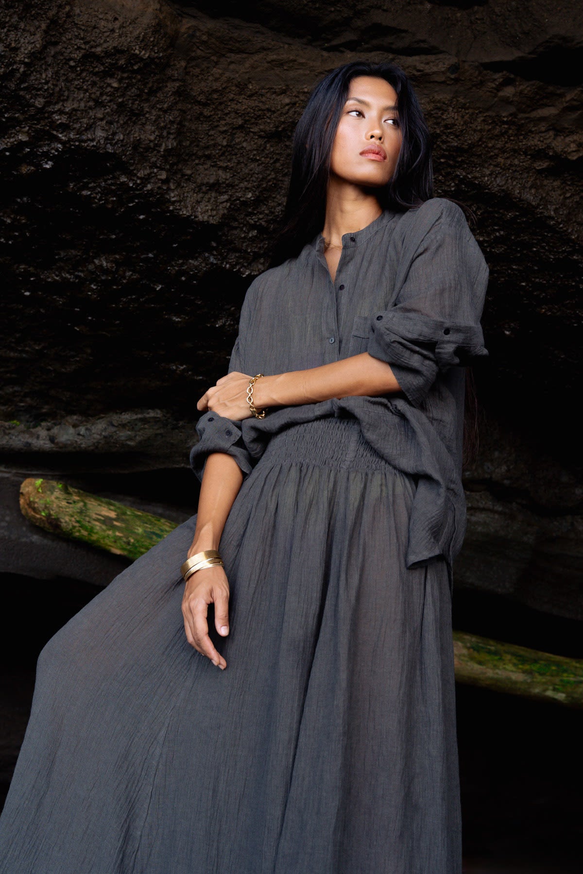 Jumana - Crinkled flared skirt I Faded black