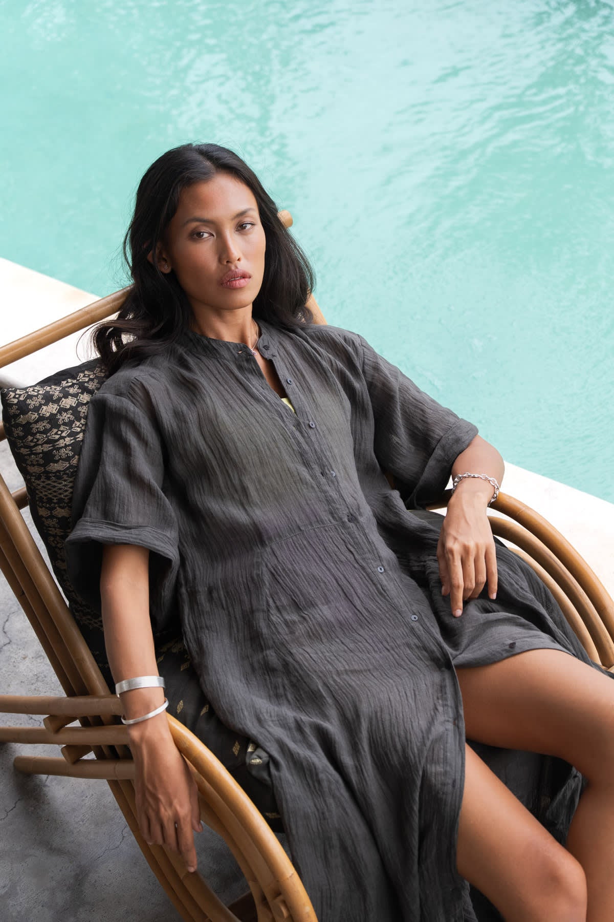 Susi - Crinkled long kaftan I Faded black