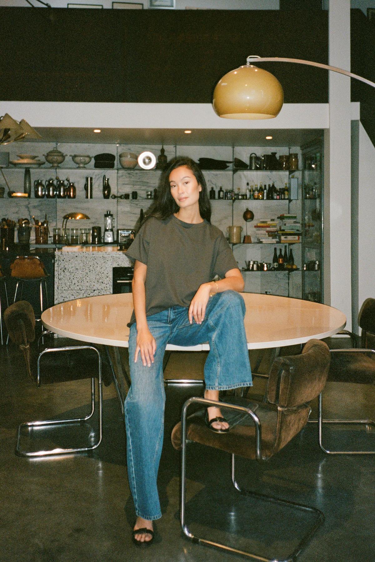 Margot - Light stretch cropped t-shirt I Faded black