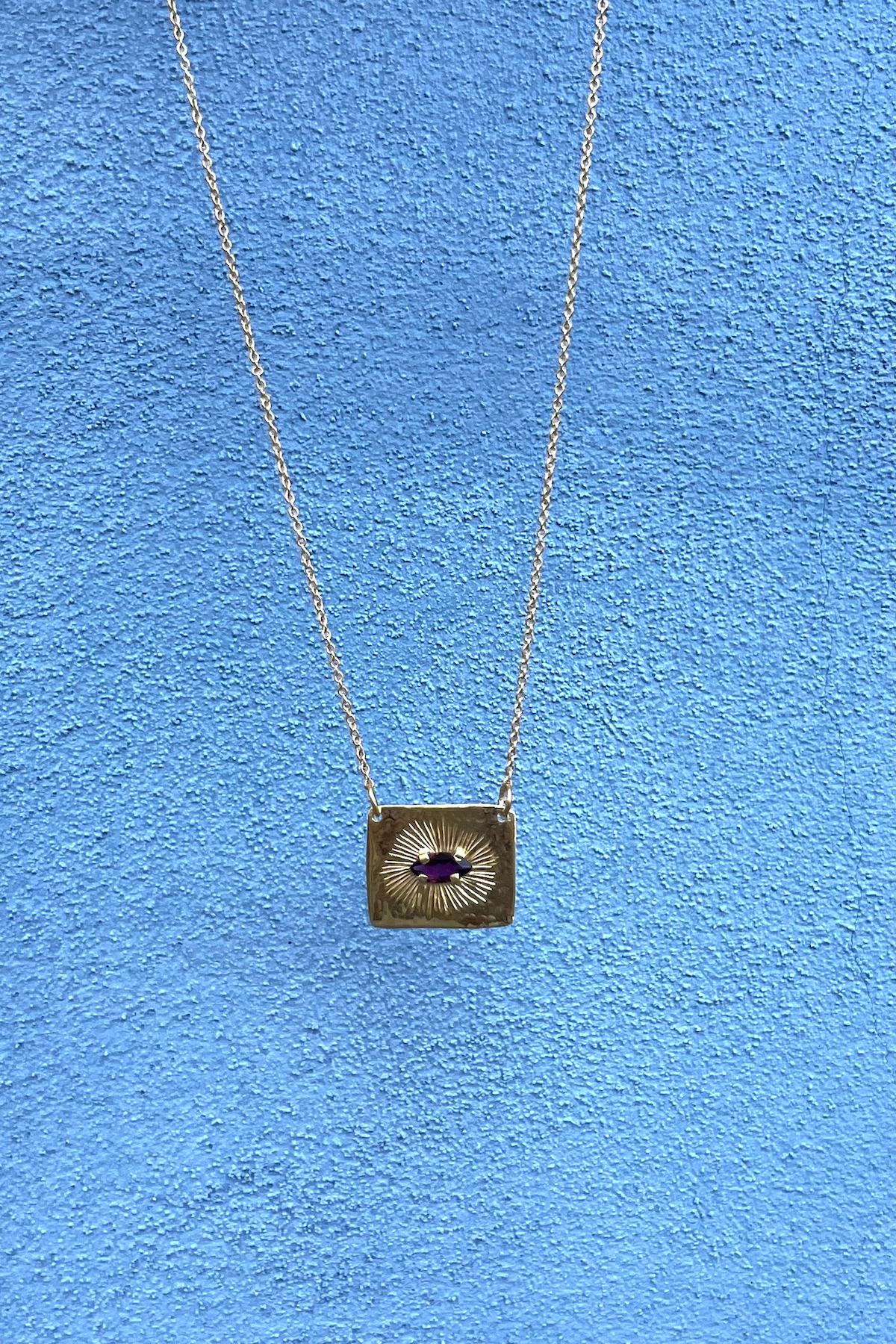 Nafsu - Escapulario necklace I Purple stone