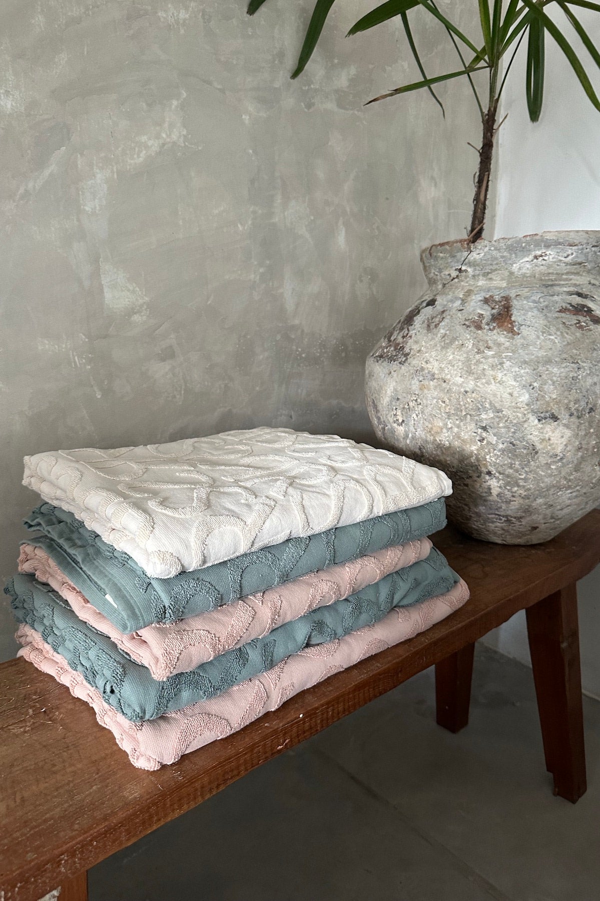 Monogram bath towel - Bath towel 100x150 cm I Sage