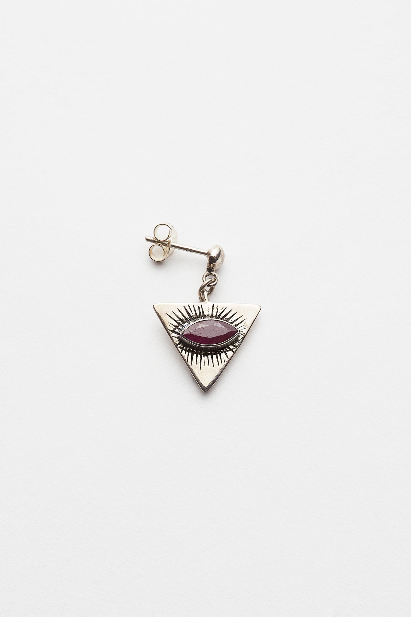 Nafsu - Earstick w/ triangle eye pendant I Ruby