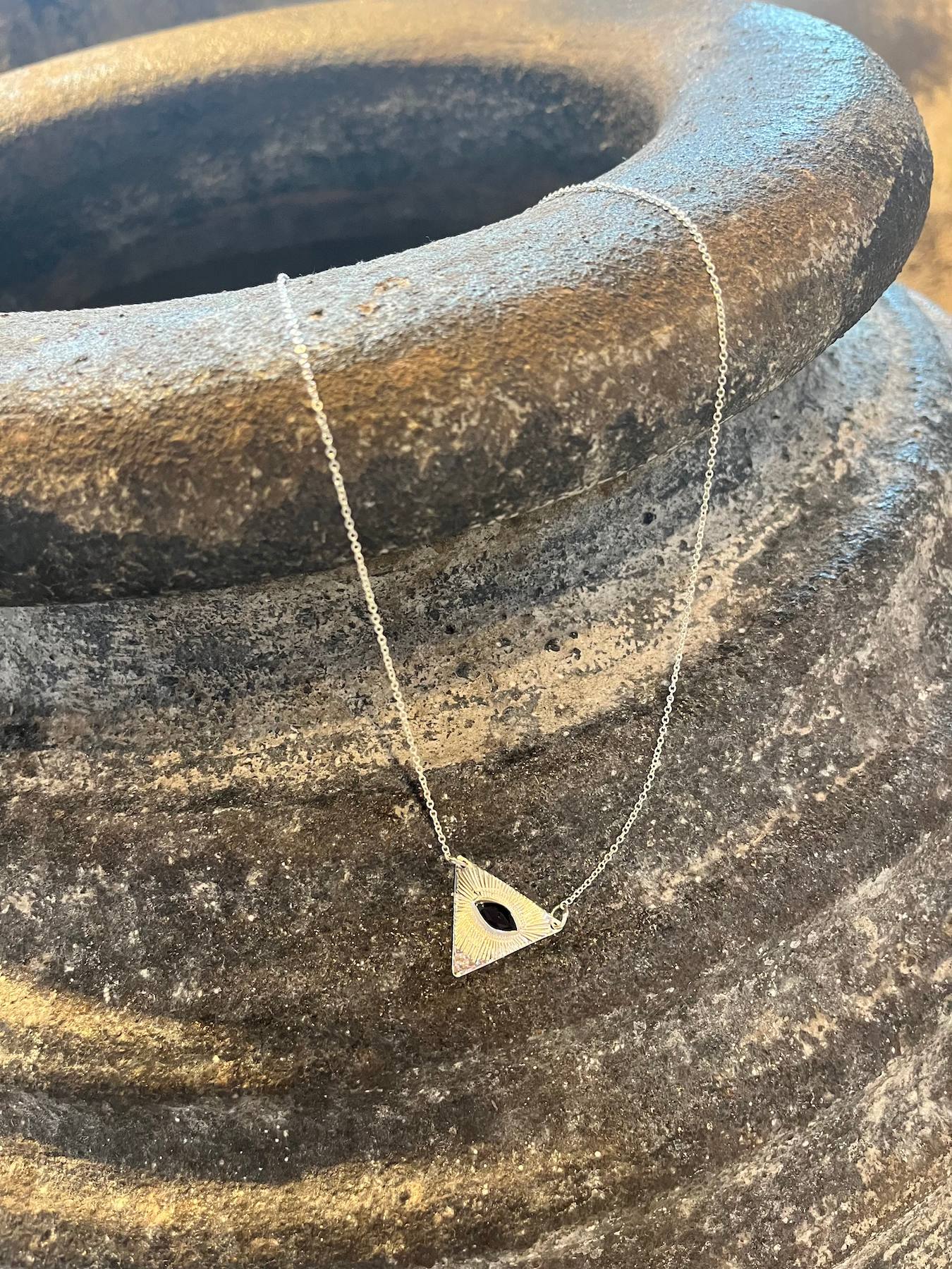 Chain w/ Triangle Eye Pendant - Nafsu I Silver