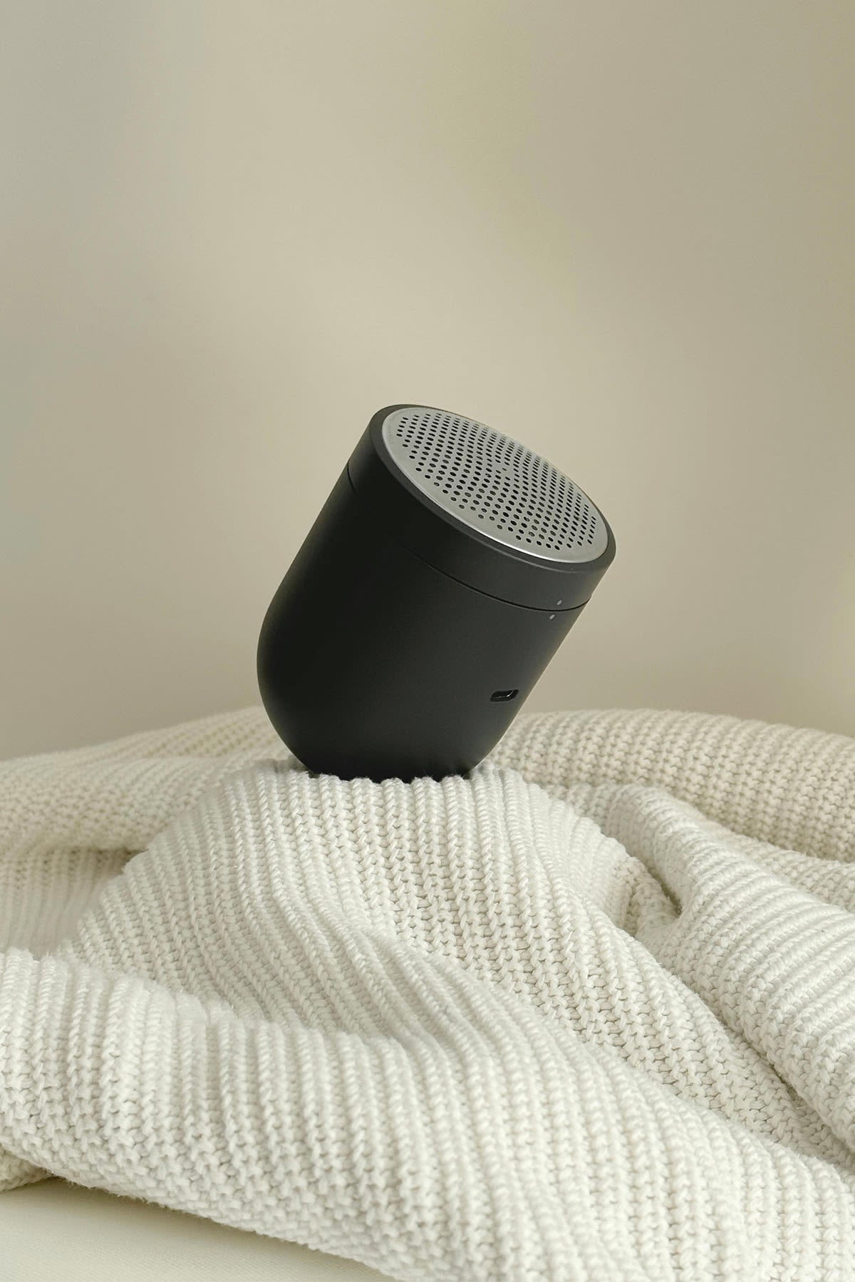 Fabric Shaver – Steamery I Charcoal