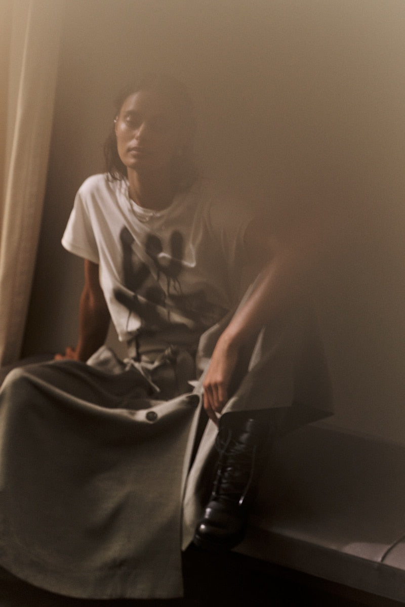 Ambla - Luxe t-shirt I Chalk