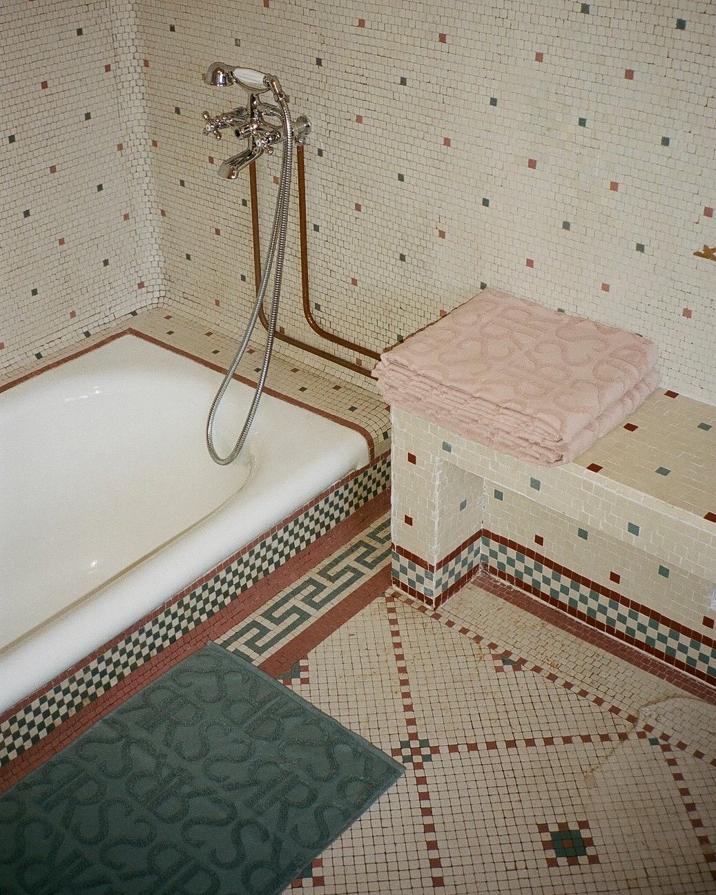 Monogram bath towel - Bath towel 100x150 cm I Rose
