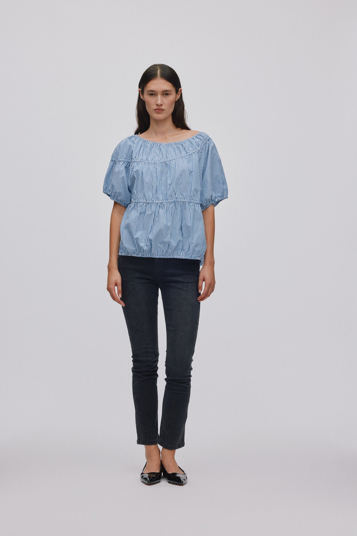 Lotte - Quilt stripe elasticated top I Blue white stripe