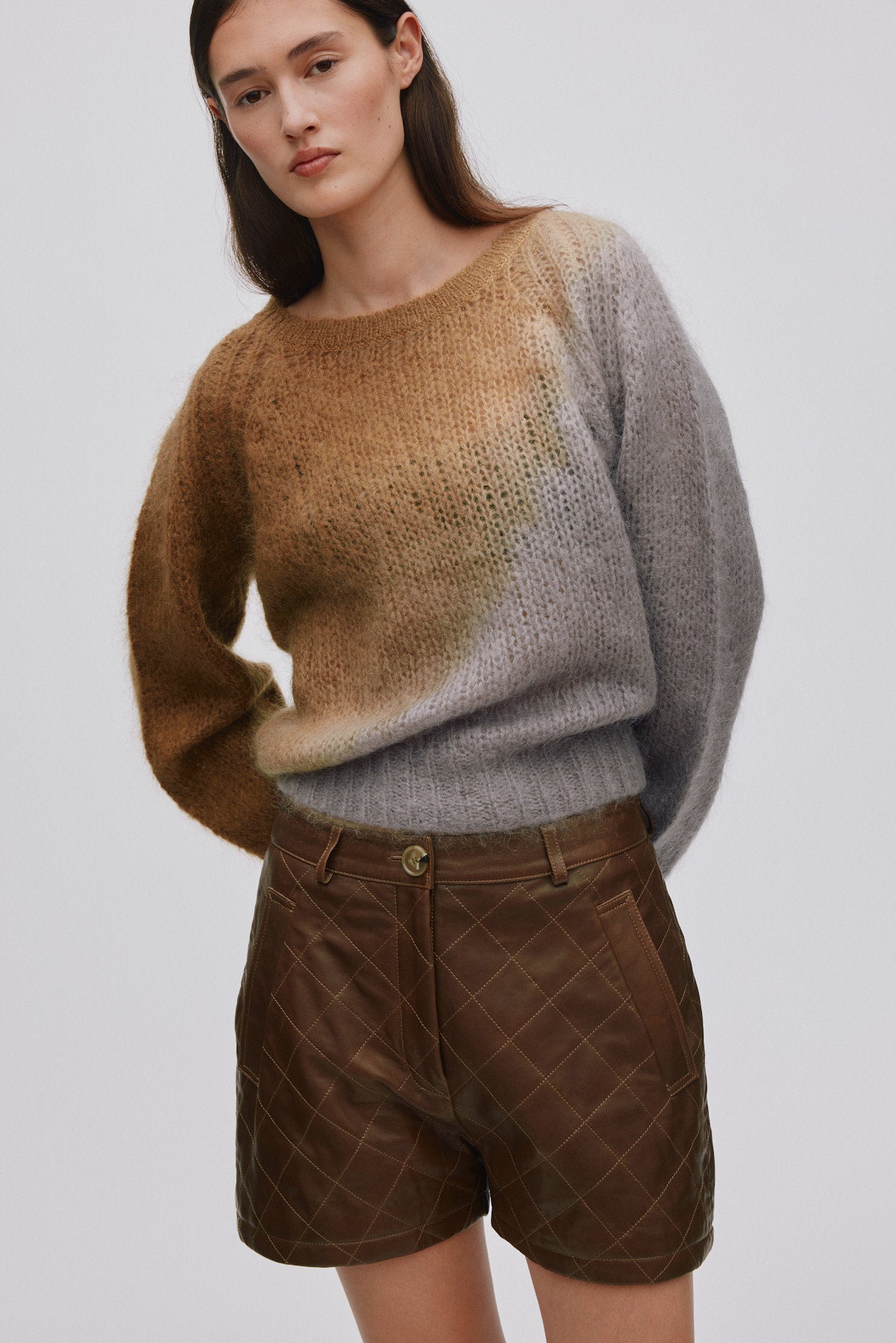 Jasmin - Cross dye boxy sweater I Dark toffee grey combo