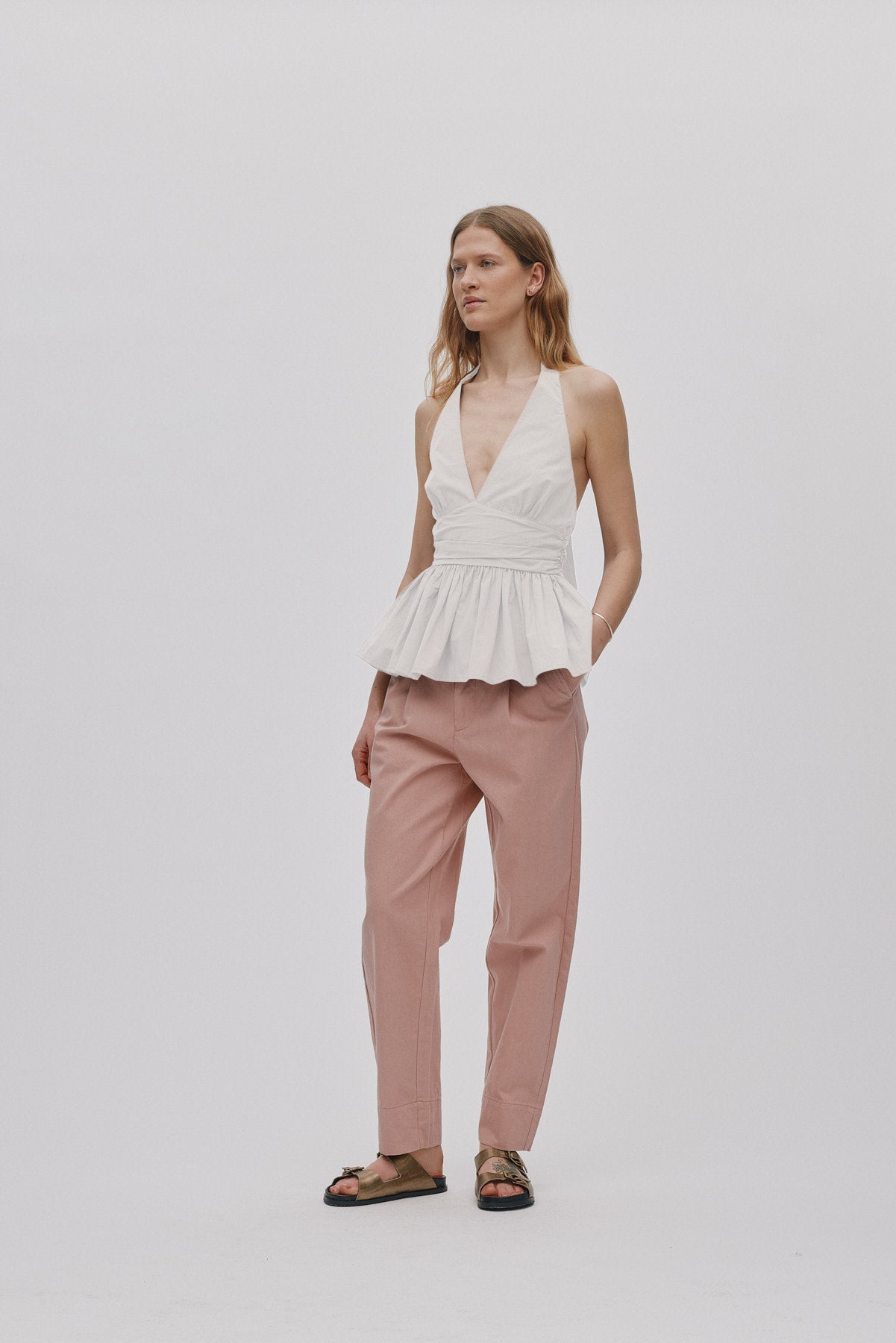 Raina - Texture canvas pleat pants I Soft rose