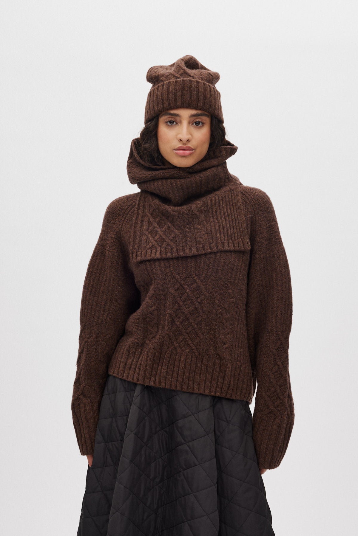 Majda - Patchwork knit hat I Brown
