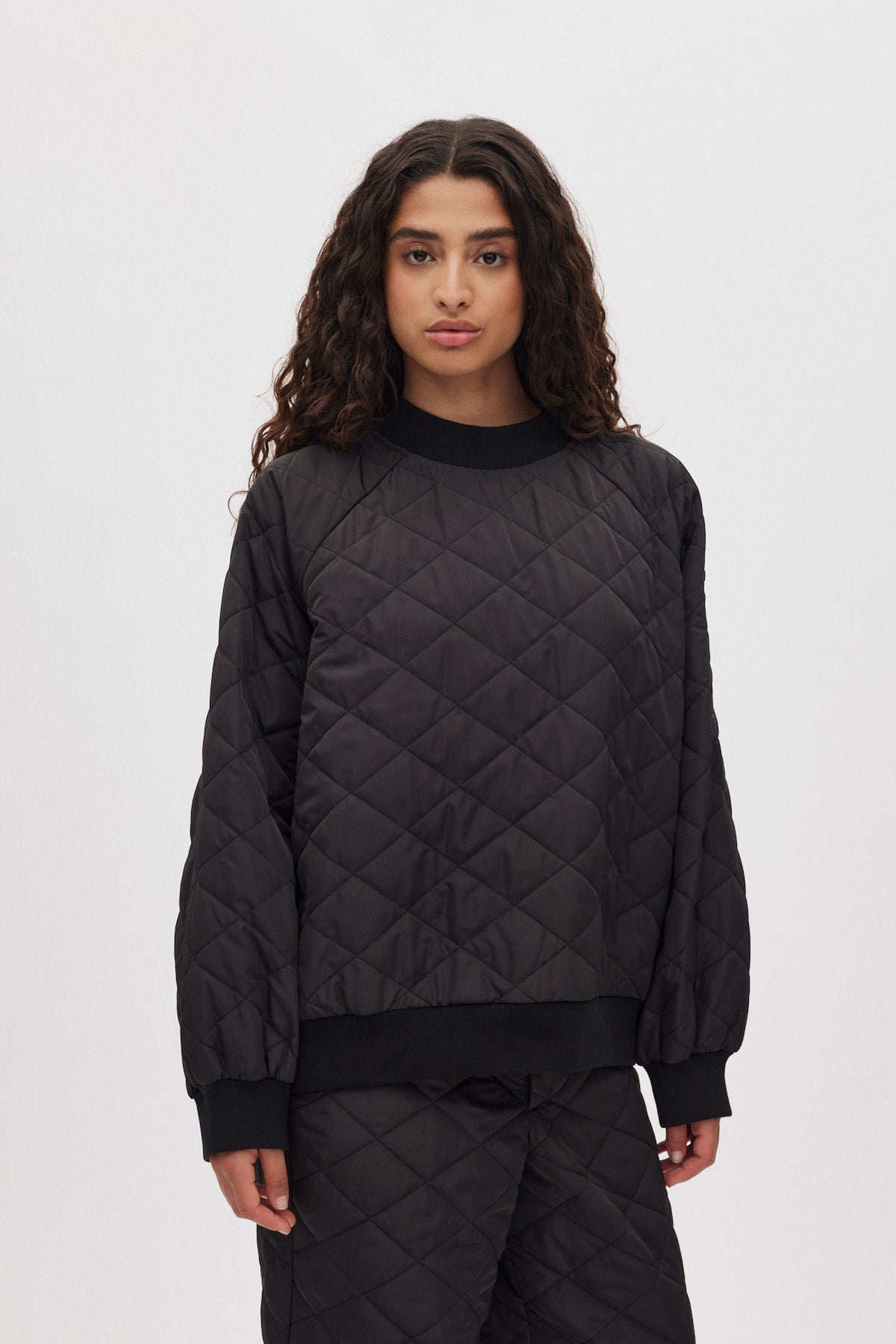 Padme - Tech quilt top I Black