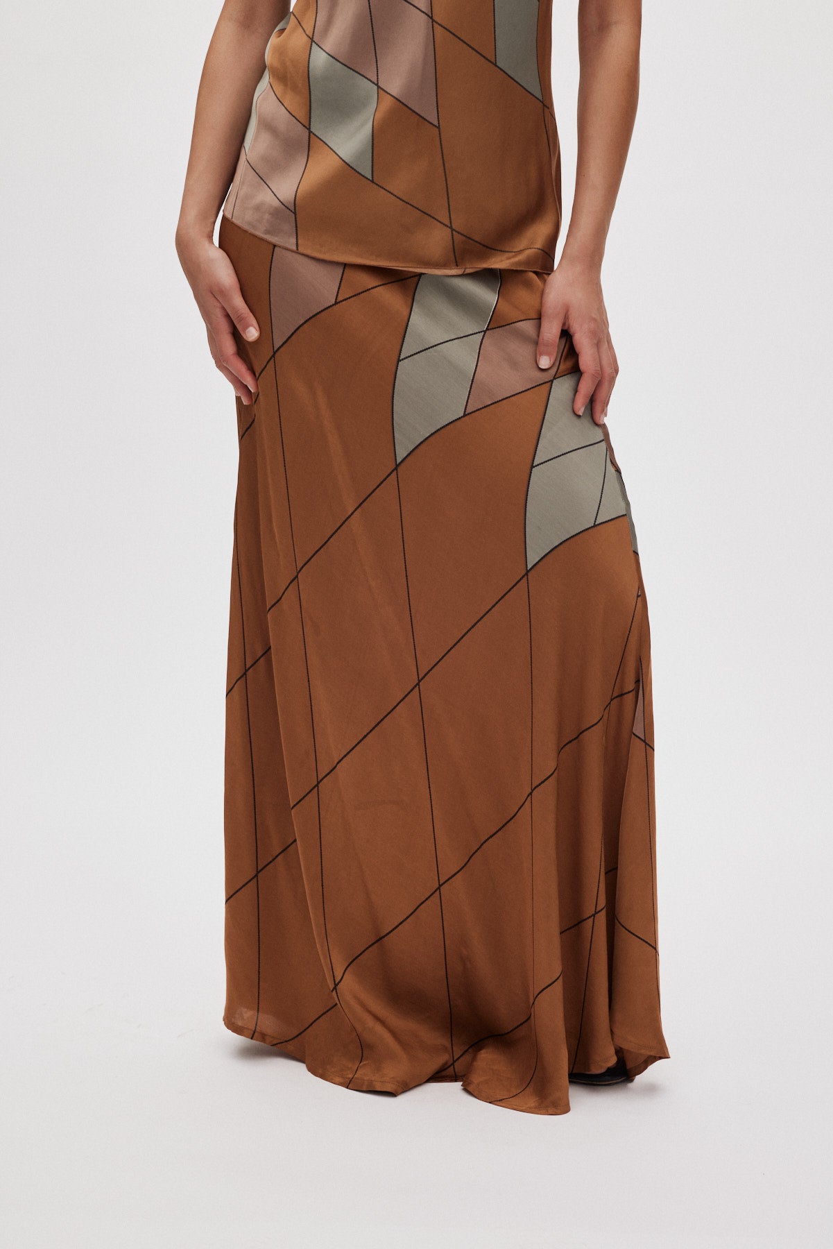Mumle - Diamond print bias skirt I Rust combo