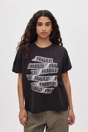 Ary - Fragile boxy t-shirt I Faded black
