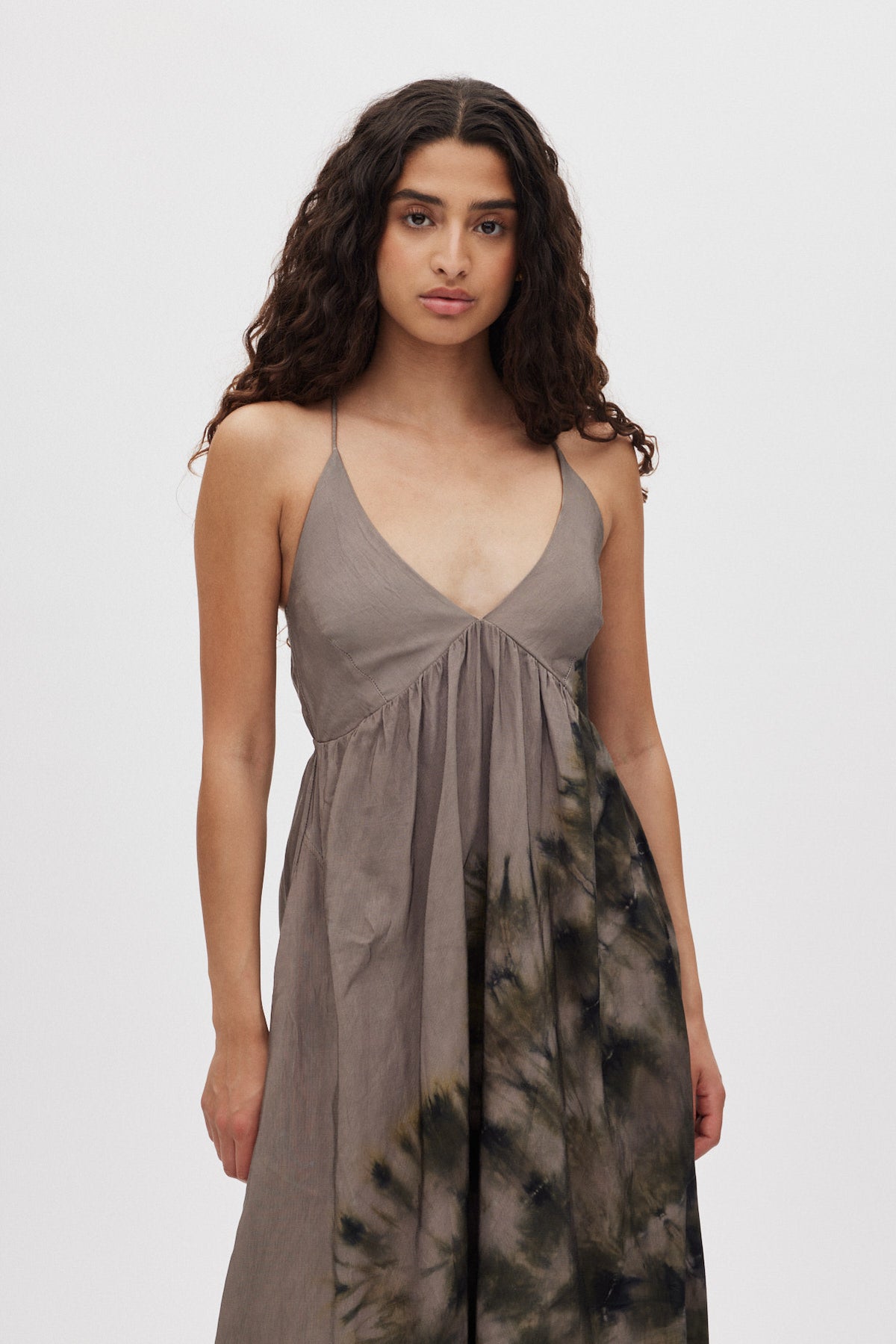 Maple - Lava v-front dress I Grey green combo