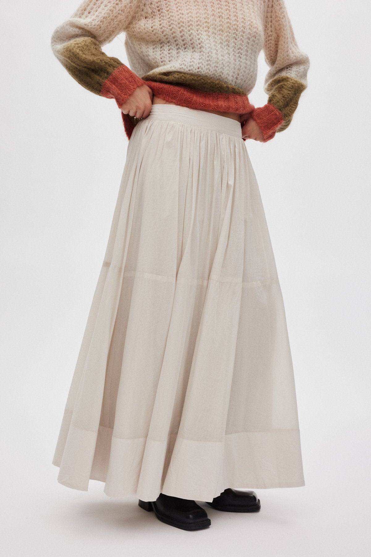 Dema - Poplin full layered skirt I Clay
