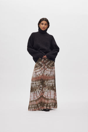 Mabeka - Fluffy knit funnel-neck sweater I Black