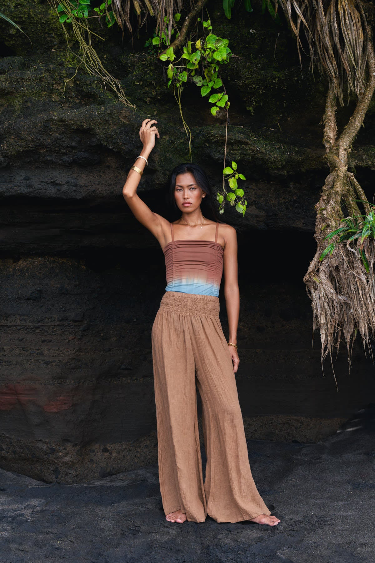 Karam - Crinkled wide leg pants I Walnut