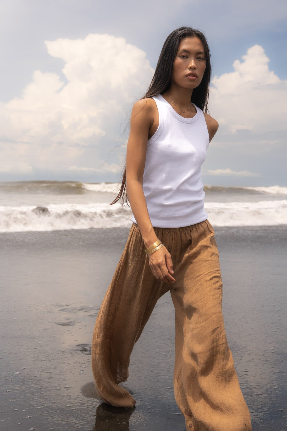 Karam - Crinkled wide leg pants I Walnut