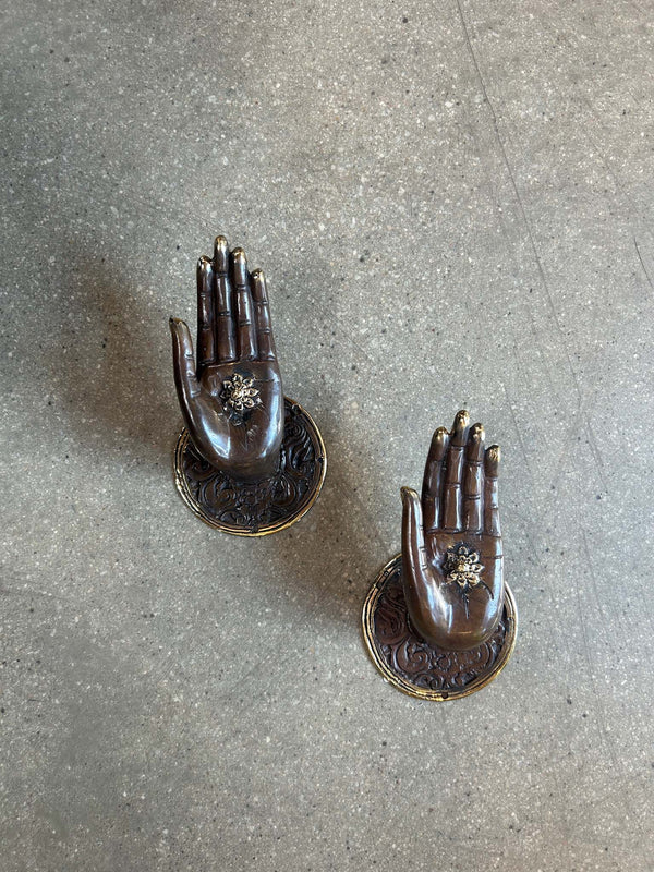 Decorative open hand - Hand I Dark Brass