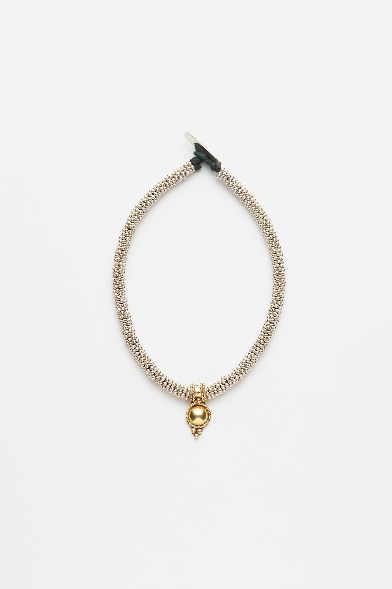 Nafsu - Bead bracelet w. gold pendant I Gold