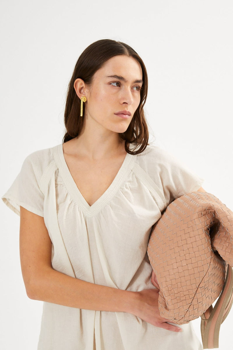 Dipsy - Cotton V-neck top I Sandstone