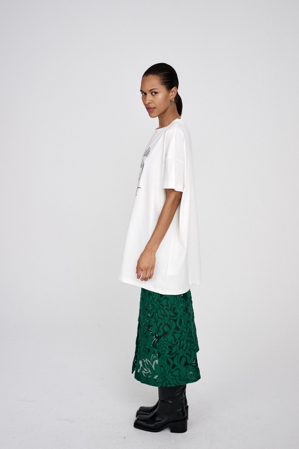 Dee - Poet oversize t-shirt I Chalk